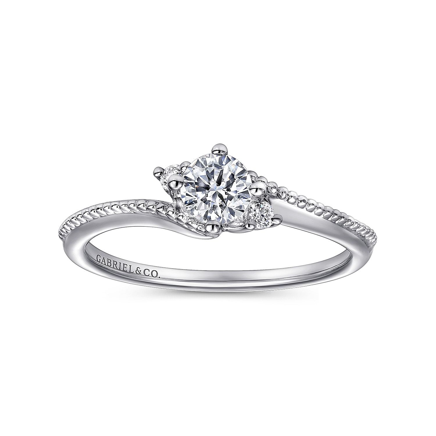 White Gold Three-Stone Round Complete Diamond Engagement Ring